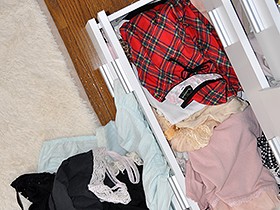 部屋、ついて行ってイイですか？ 自宅も下着も全て見せますSP　サンプル画像10